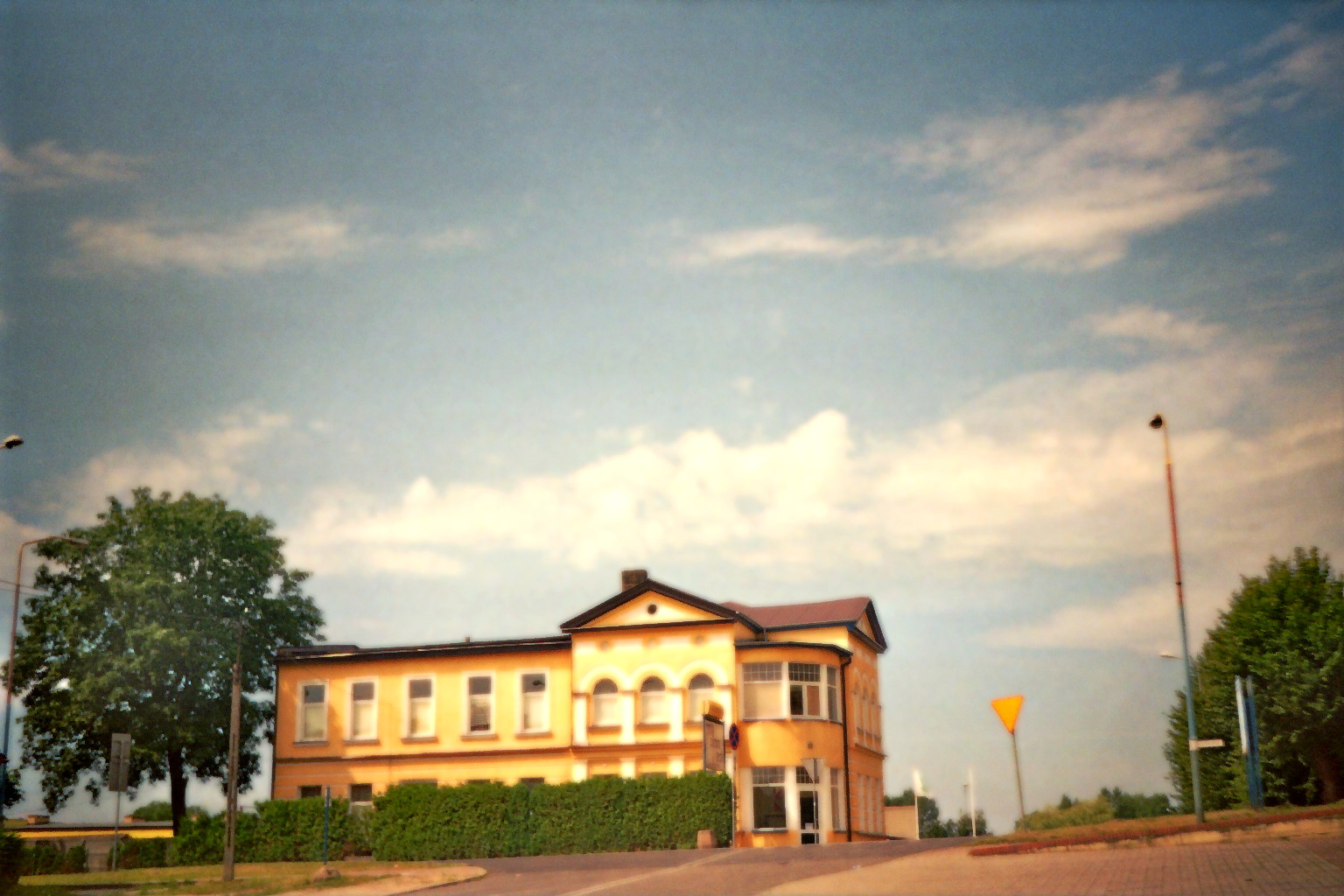 ../Images/Image001_24 (3).jpg